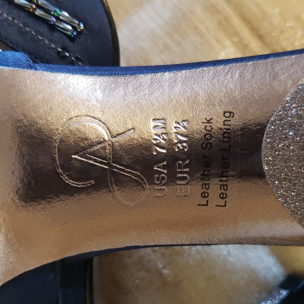 NWoT Adrianna Papell Navy Blue Satin Beaded Pointed Toe Pump, Size 7.5 - Picture 9 of 16